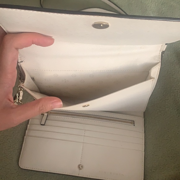 Tory Burch leather crossbody wallet bag - Picture 3 of 3